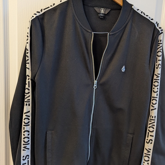 Volcom Black Full-Zip Jacket - Picture 5 of 8